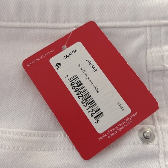 SPANX • Women’s White Kick Flare SPANXshape™ EveryWear Jeans - Picture 6 of 6